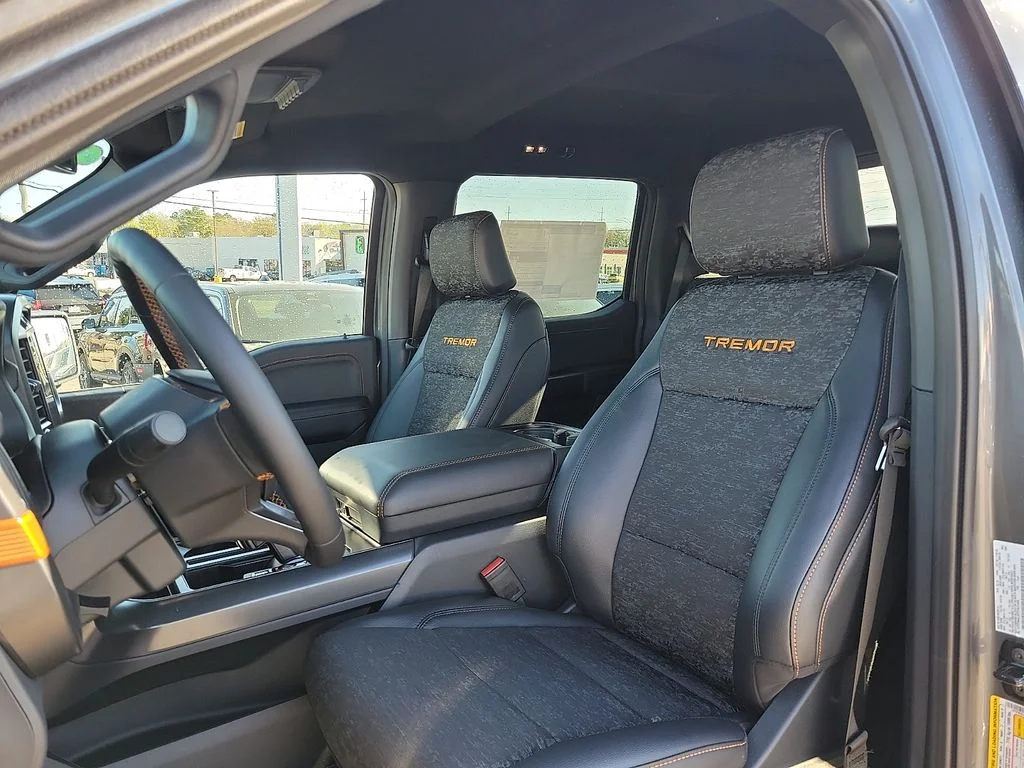 New 2026 Carbonized Gray Metallic Ford Tremor® image 11