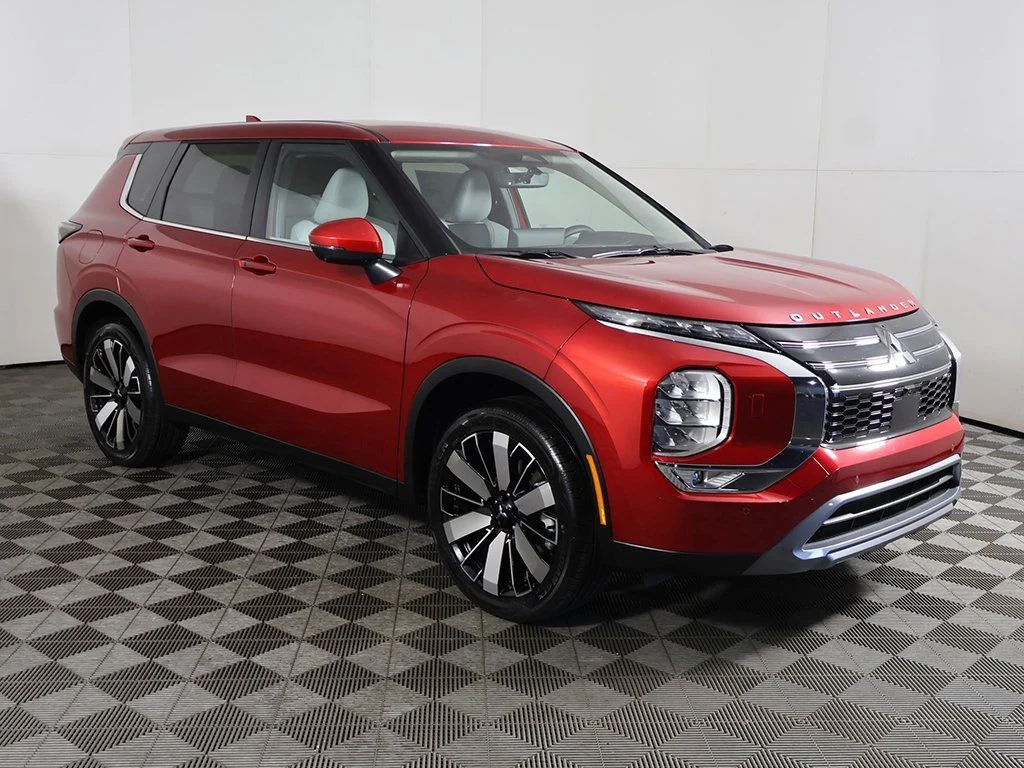 2025 Mitsubishi Outlander SE - Photo 57