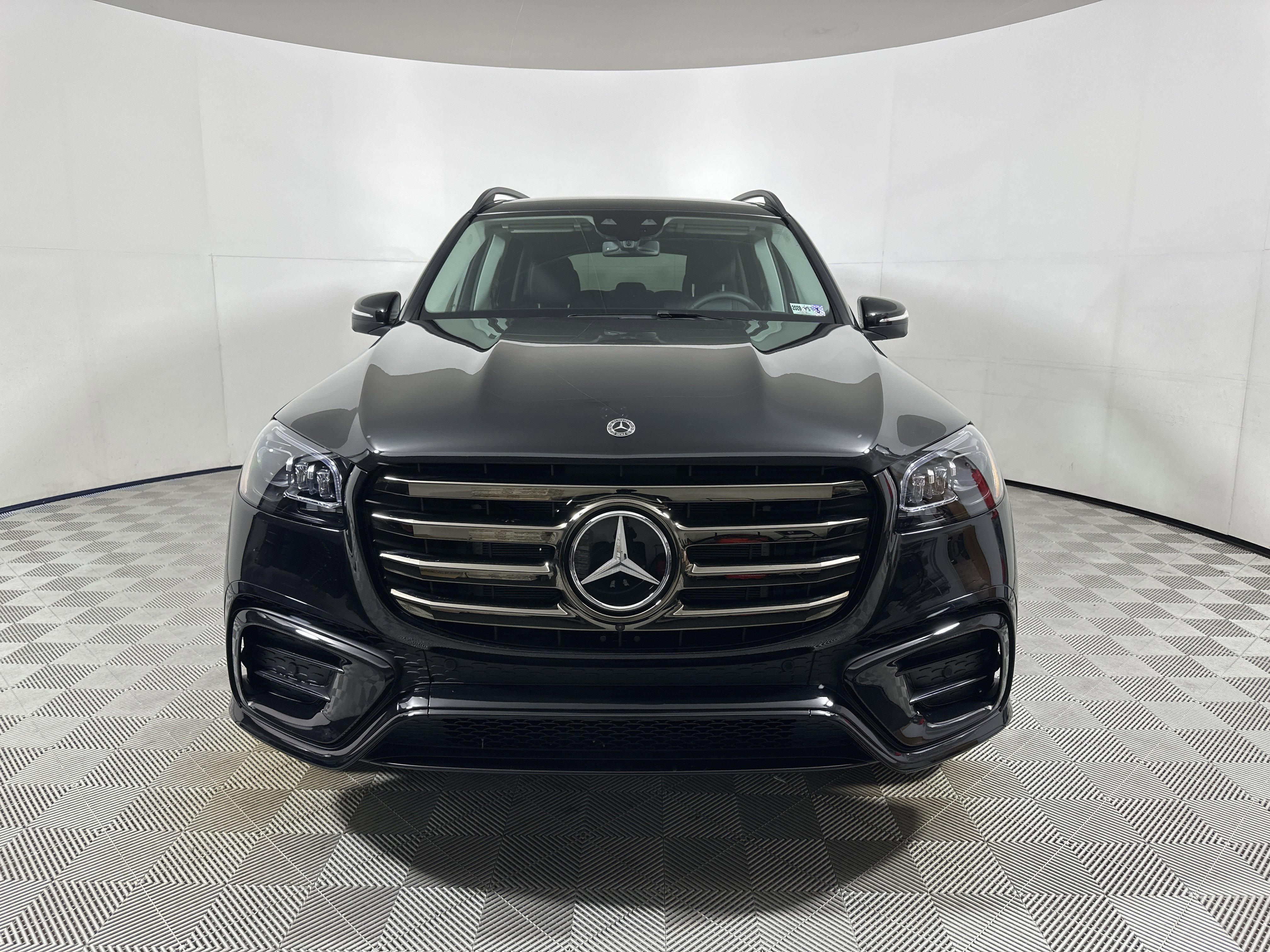New 2026 Obsidian Black Metallic Mercedes-Benz GLS 450 image 2