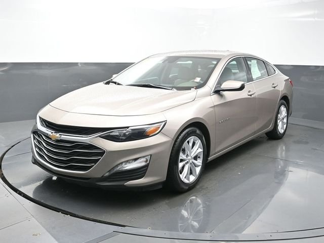 Used 2025 Gray Chevrolet LT image 3