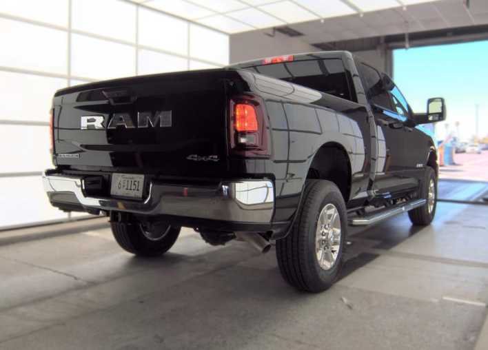 Used 2026 Diamond Black Crystal Pearlcoat Ram Big Horn image 4