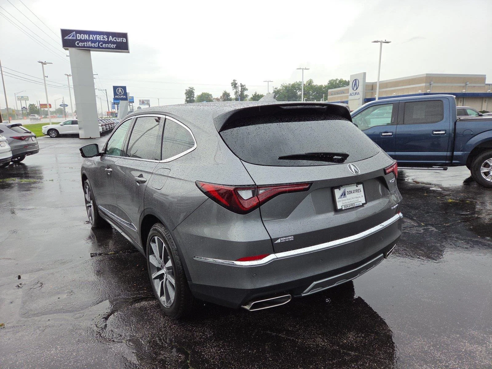 New 2026 Liquid Carbon Metallic Acura SH-AWD w/Tech image 26