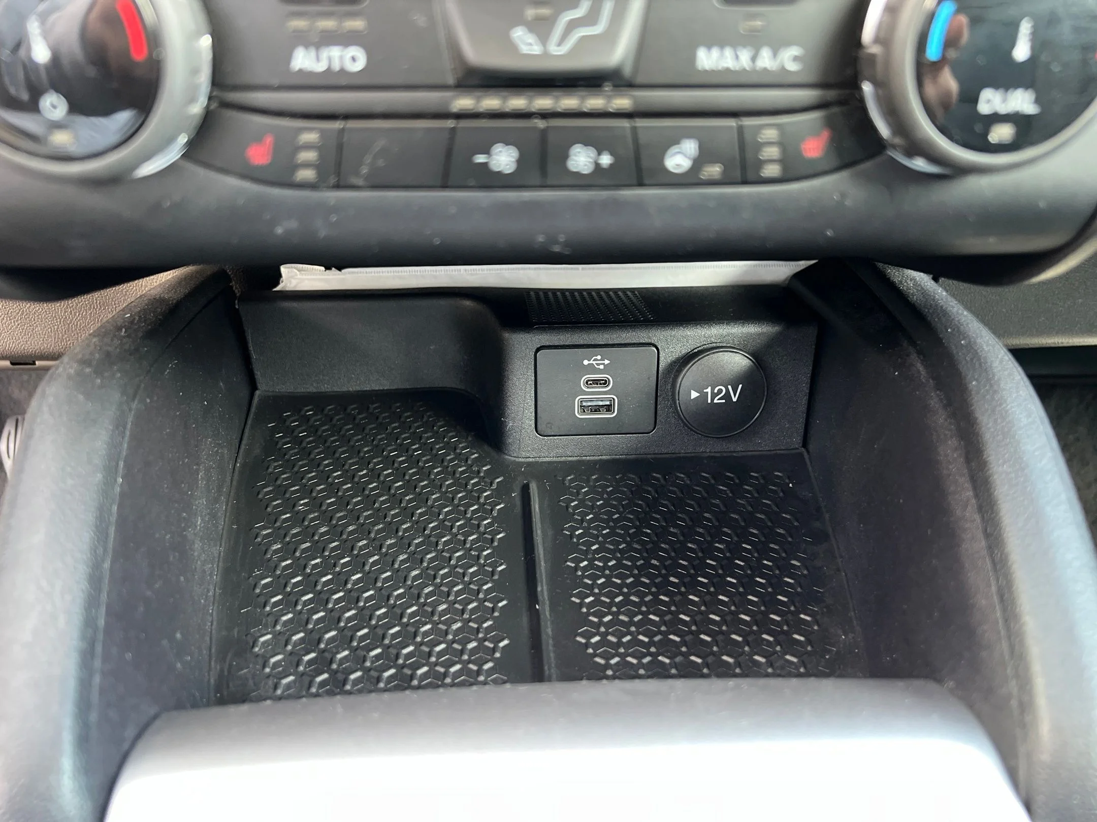 Used 2024 Gray Ford Outer Banks image 31