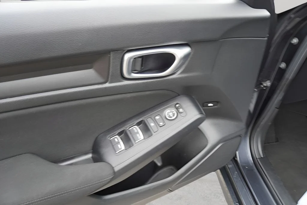 Used 2025 Black Honda Sport image 15