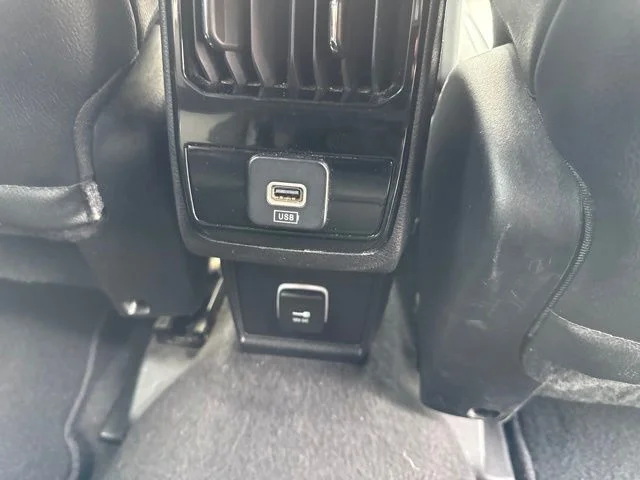 Used 2024 Gray Jeep Latitude image 24