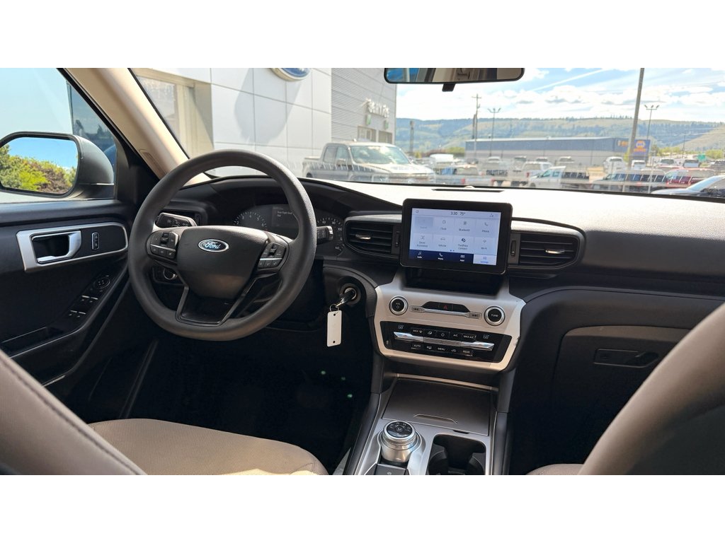 Used 2020 Blue Metallic Ford Base image 12