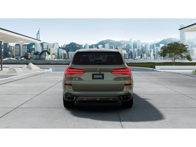 New 2026 Manhattan Green Metallic BMW xDrive40i image 5