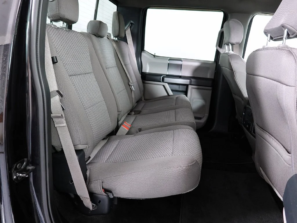 Used 2019 Black Ford XLT image 16