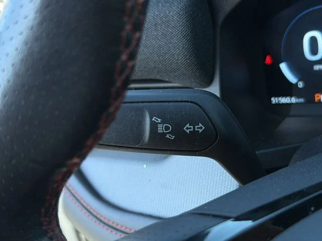 Used 2025 Gray Ford ST-Line image 31