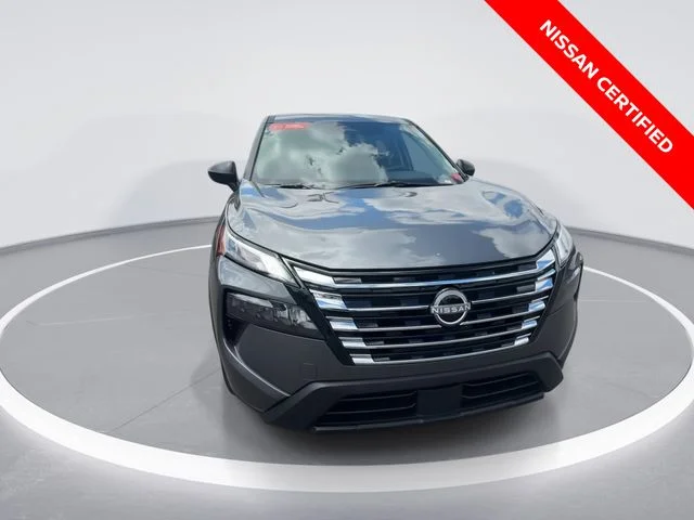 Used 2026 Gray Nissan S image 3