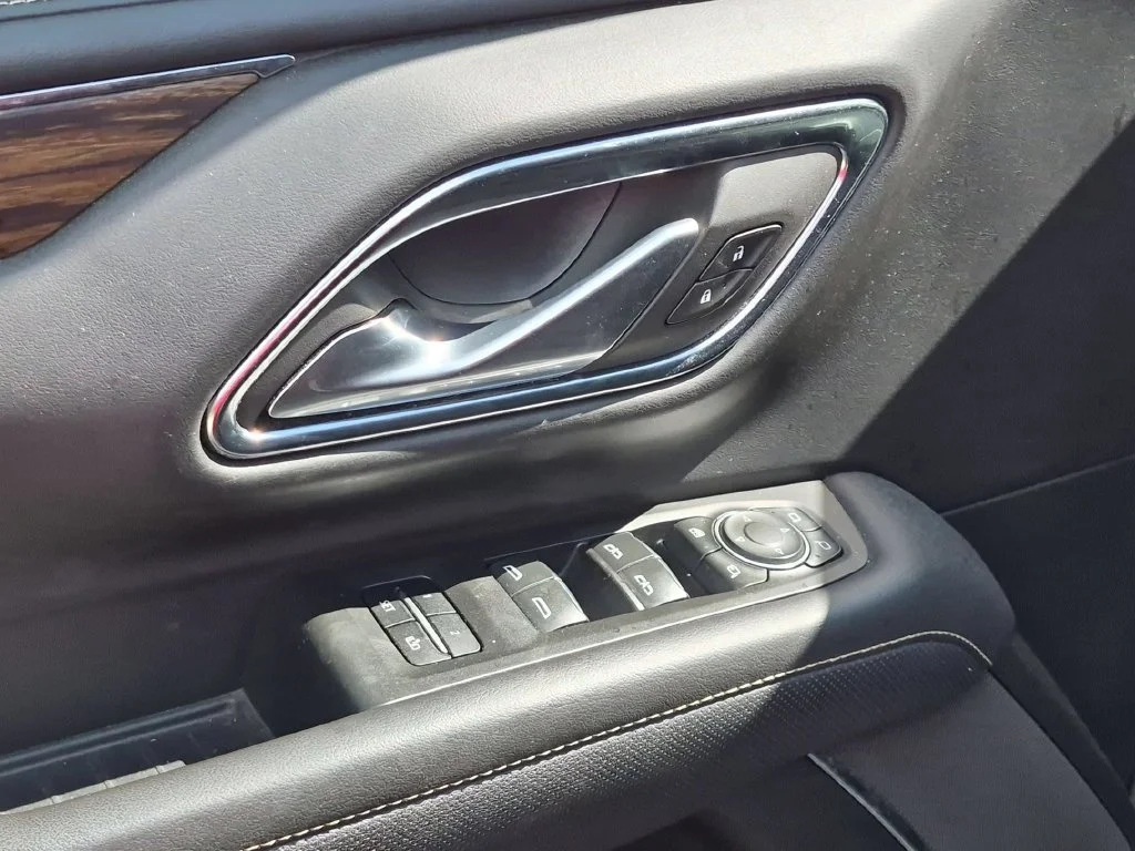 Used 2023 Black Chevrolet Premier image 14