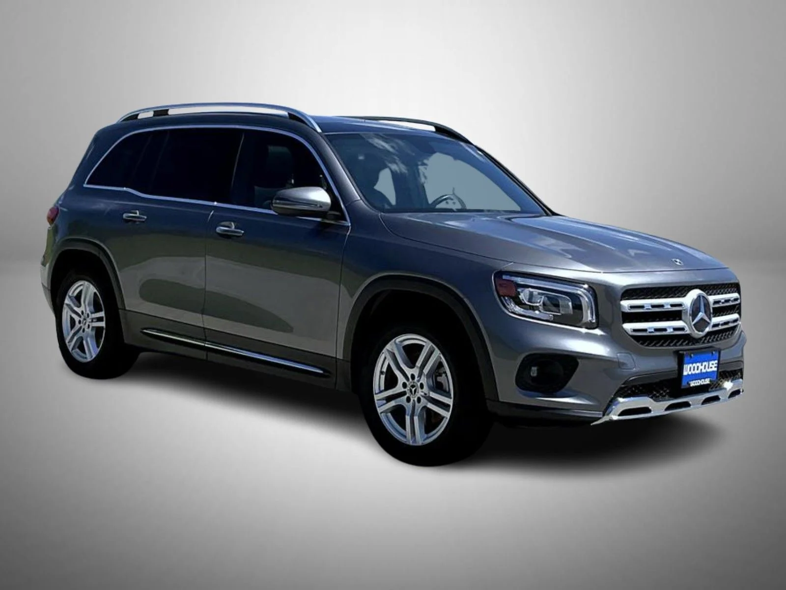 Used 2021 Gray Mercedes-Benz GLB 250 image 3