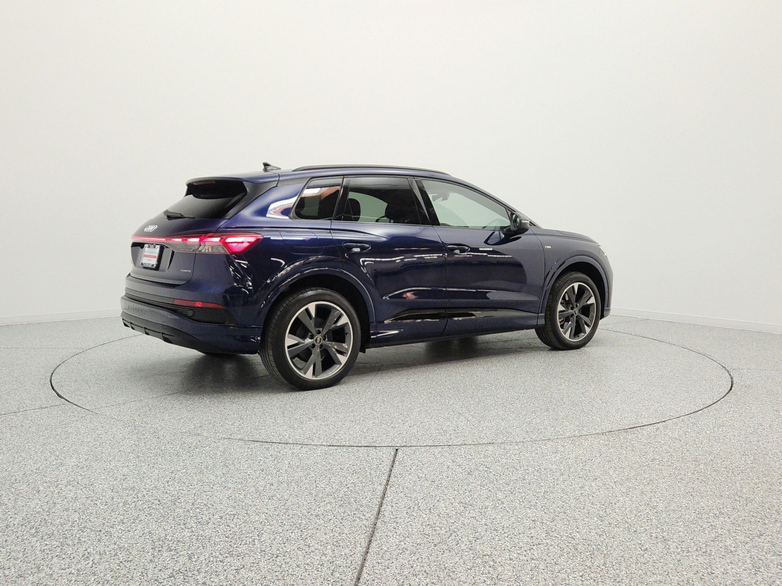 Used 2023 Navarra Blue Metallic Audi Premium Plus 50 quattro image 5
