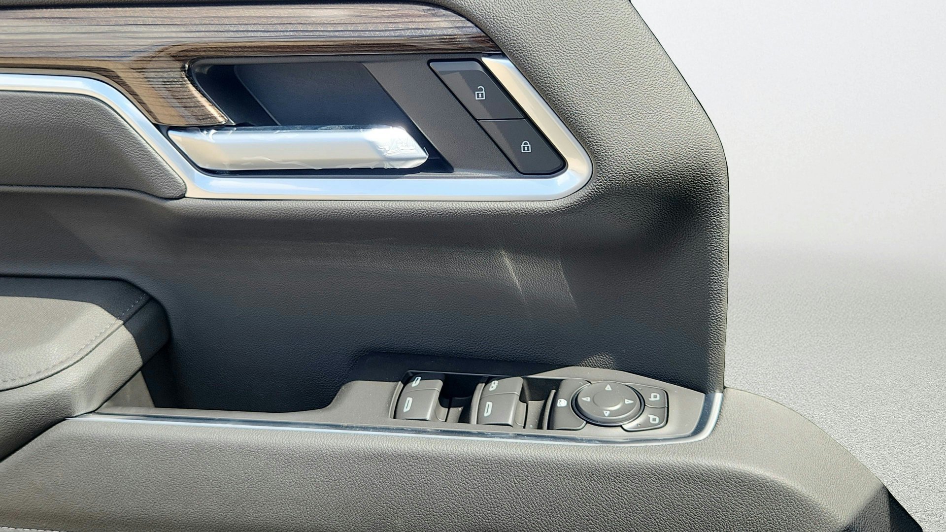 2026 Chevrolet Silverado 1500 LT - Photo 23