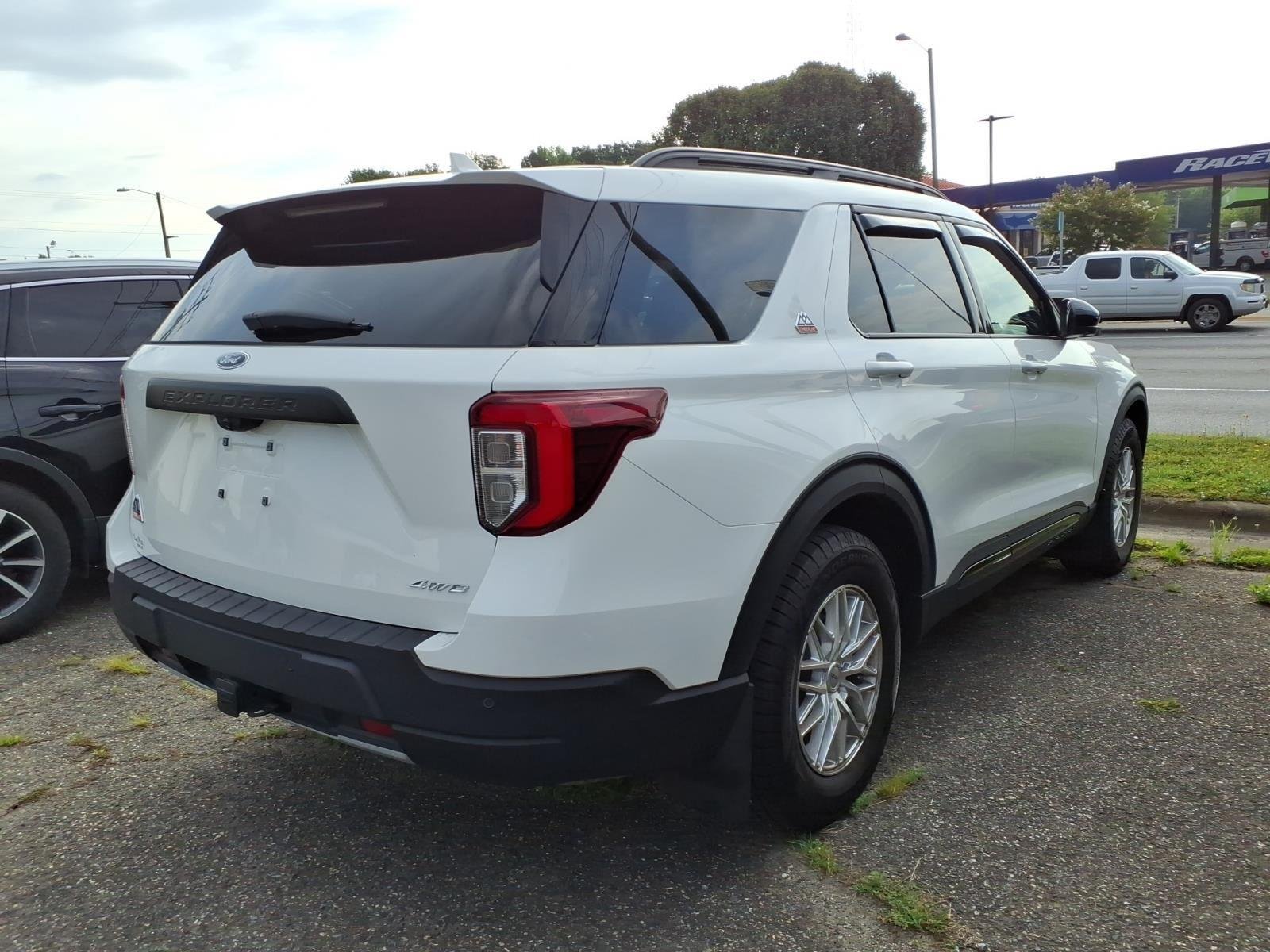 Used 2023 Star White Metallic Tri-Coat Ford Timberline image 6