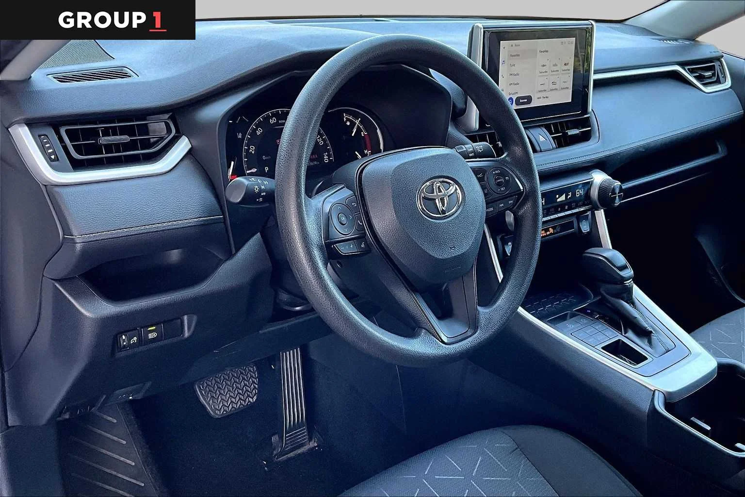 Used 2025 Ice Cap Toyota XLE image 18