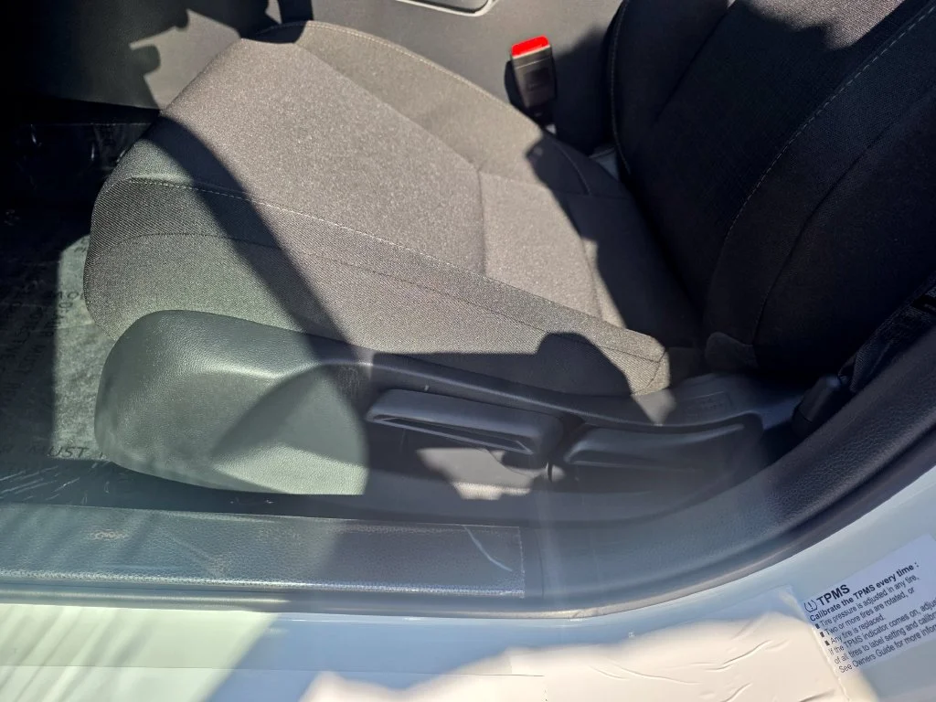New 2026 Platinum White Pearl Honda LX image 10