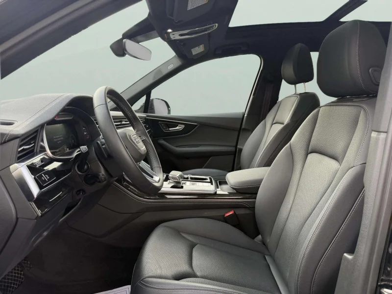 Certified Used 2025  Audi Premium Plus image 19
