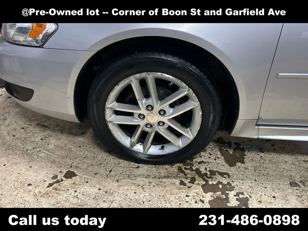 Used 2016 Silver Chevrolet LTZ image 11