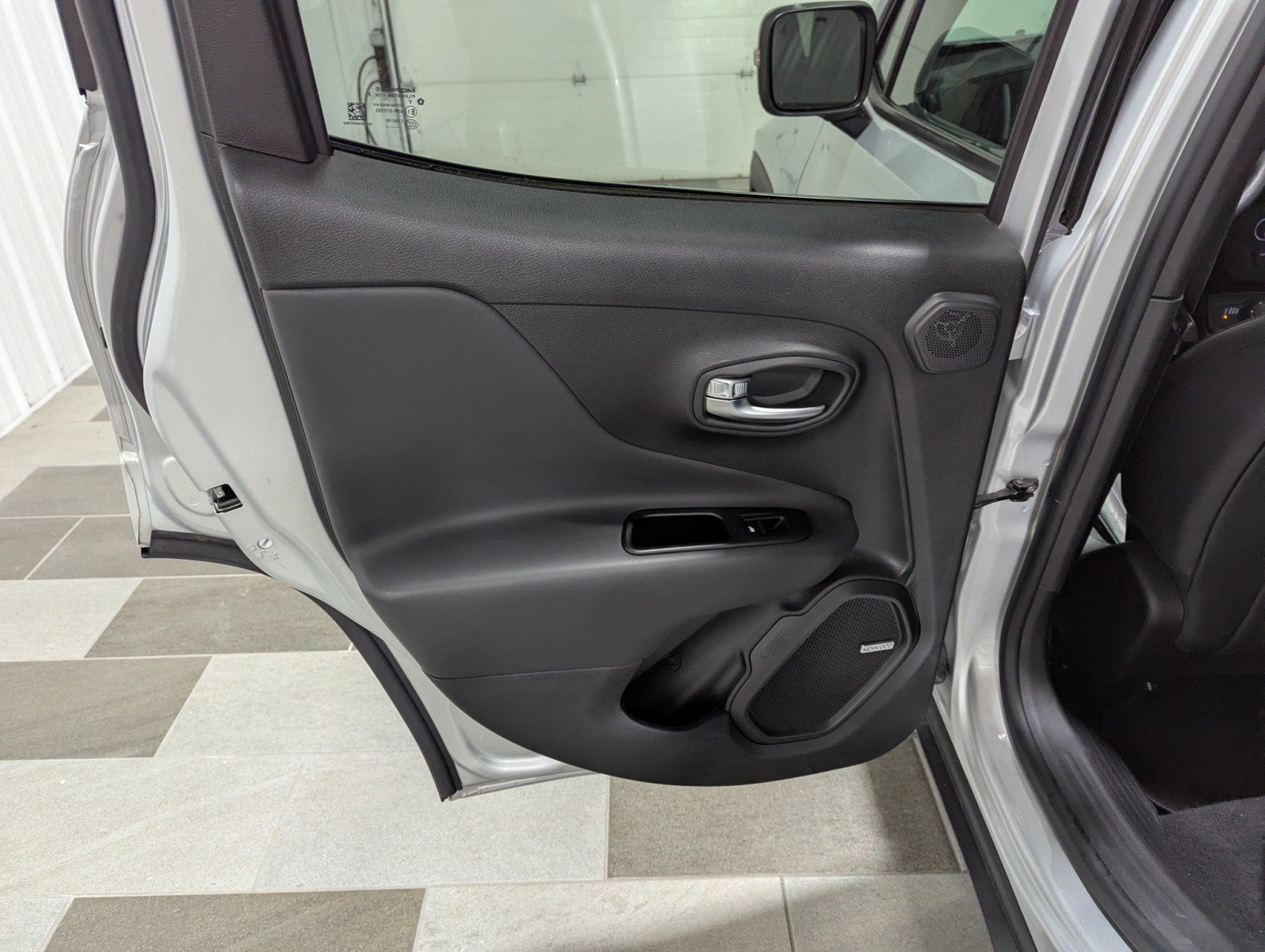 2021 Jeep Renegade Limited photo 4