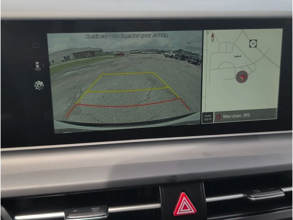 New 2026 Snow White Pearl Kia S image 14