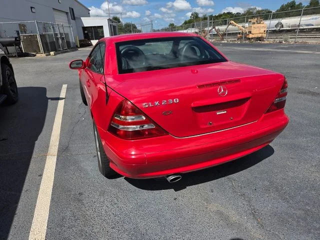 Used 2001  Mercedes-Benz SLK 230 image 13