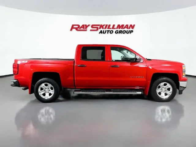 Used 2014 Red Chevrolet LT2 image 8