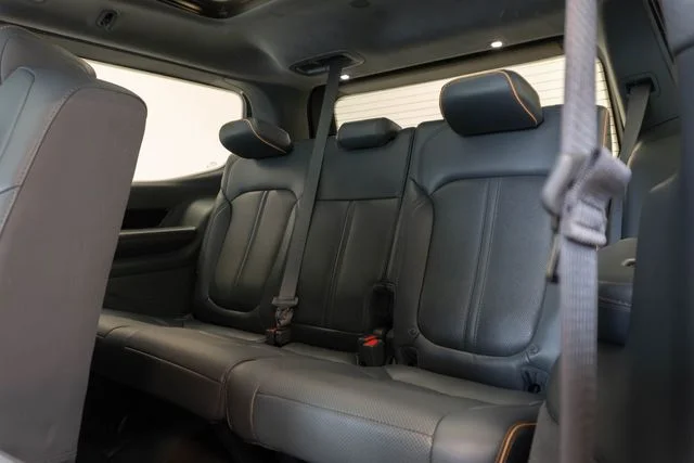 Used 2022 White Jeep Series II image 27