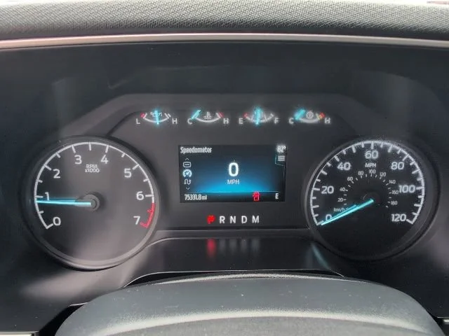 Used 2023  Ford XL image 21