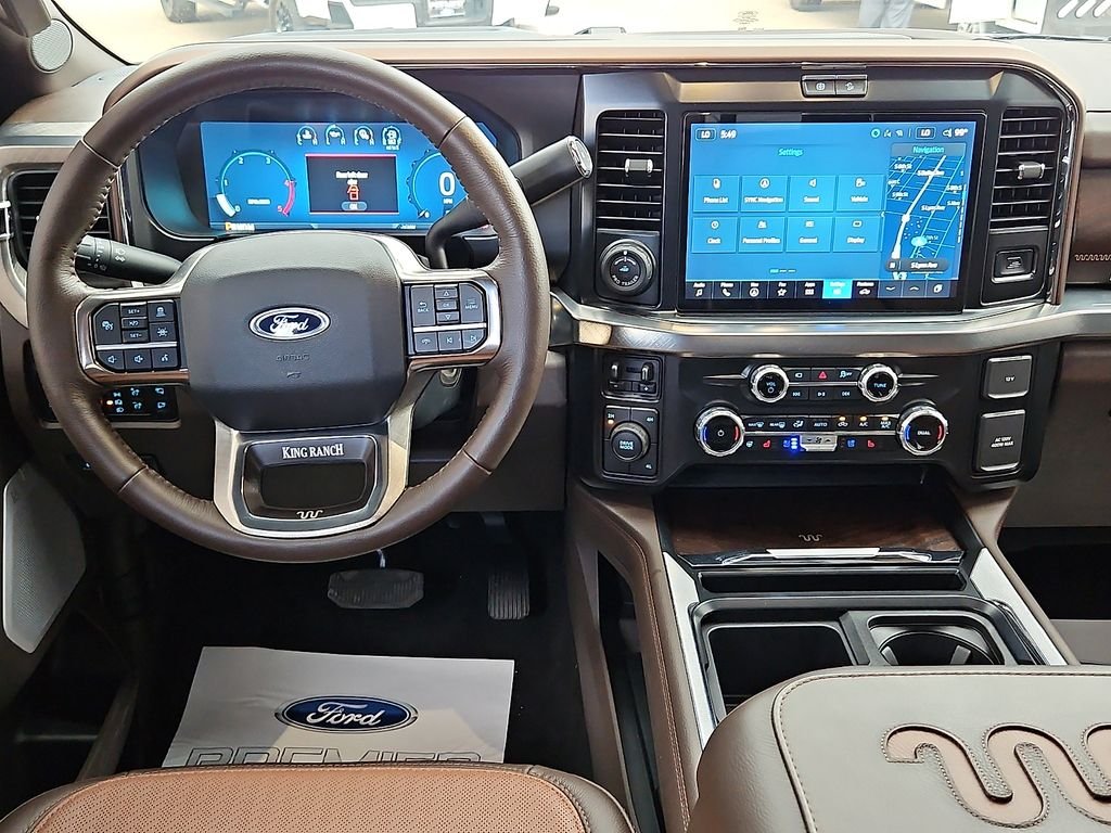 Used 2026 Agate Black Metallic Ford King Ranch image 17