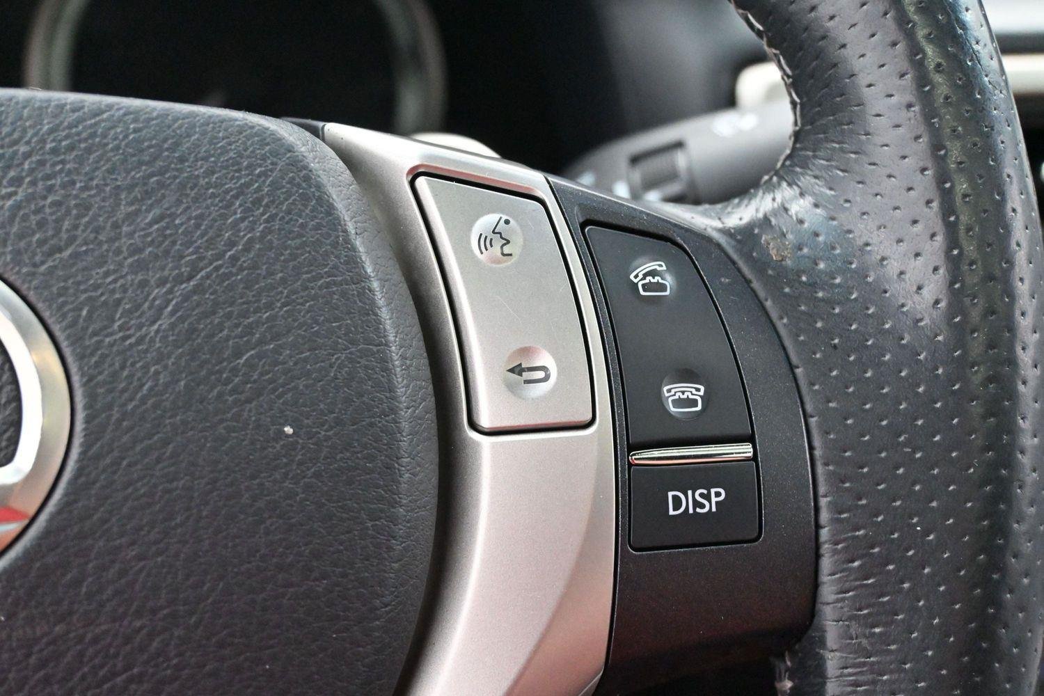 Used 2015 Ultra White Lexus Crafted Line image 19