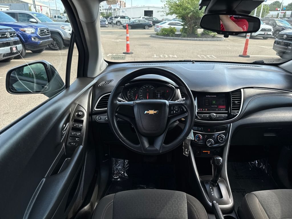 Used 2021 Blue Chevrolet LS image 12