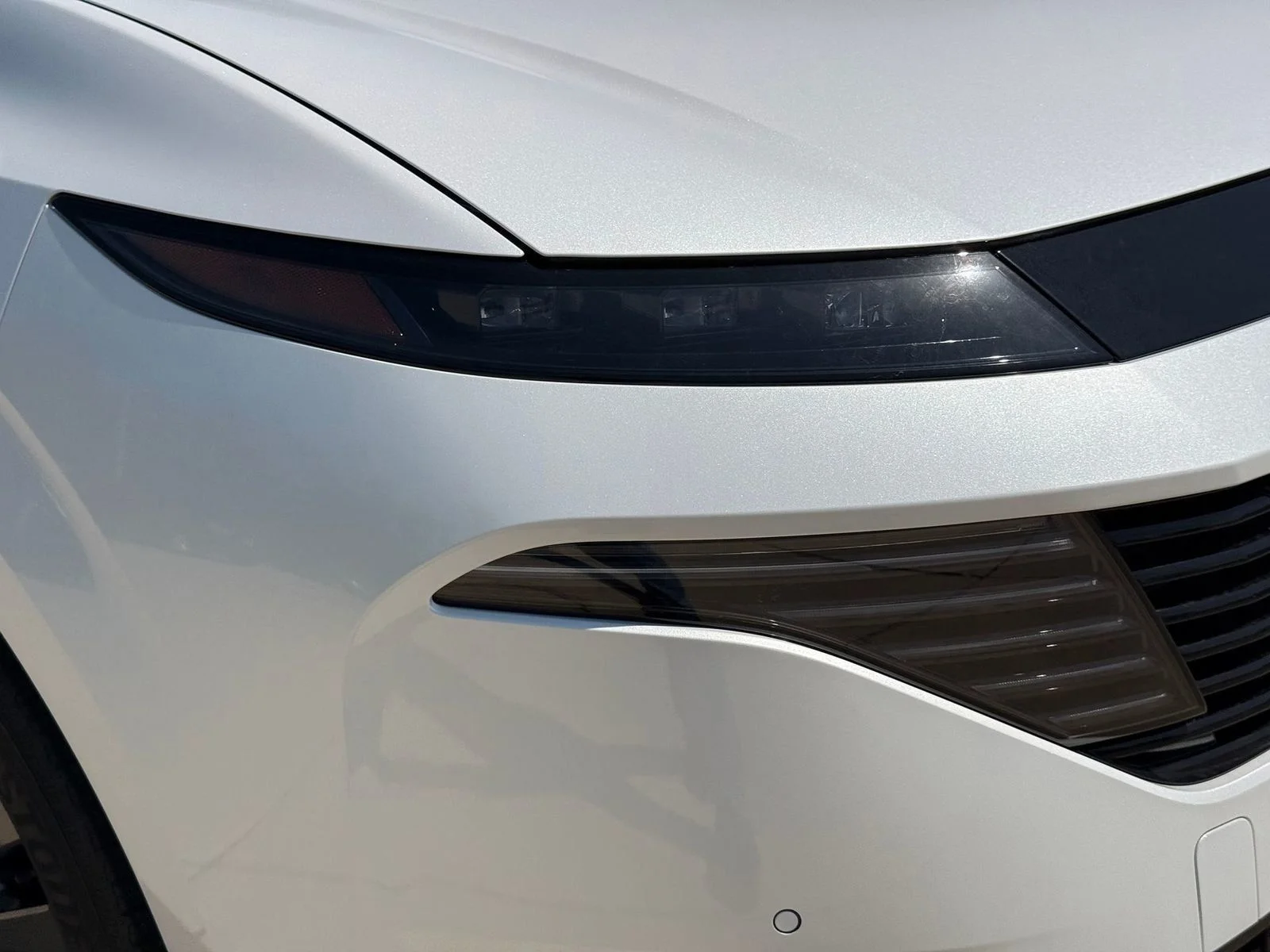 New 2026 White Pearl Nissan SL image 36