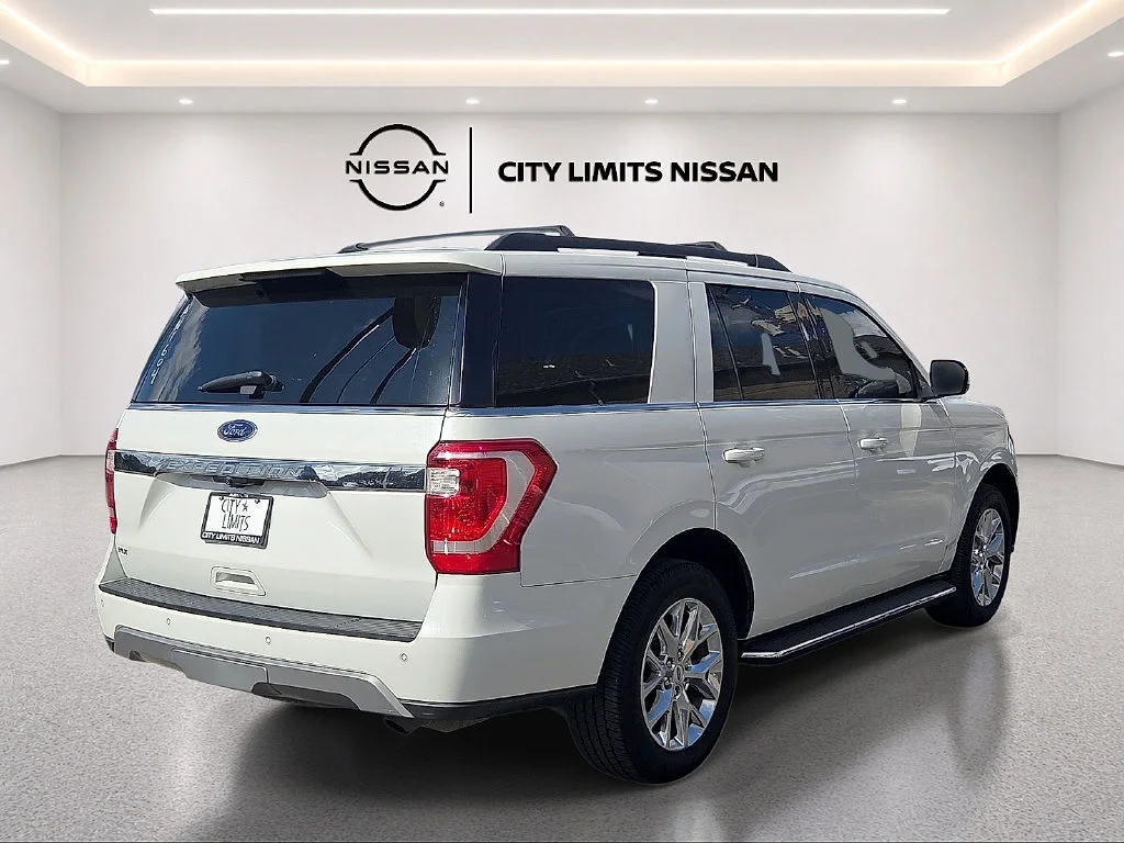 Used 2021 White Ford XLT image 5