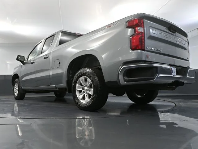 Used 2023 Gray Chevrolet LT image 40