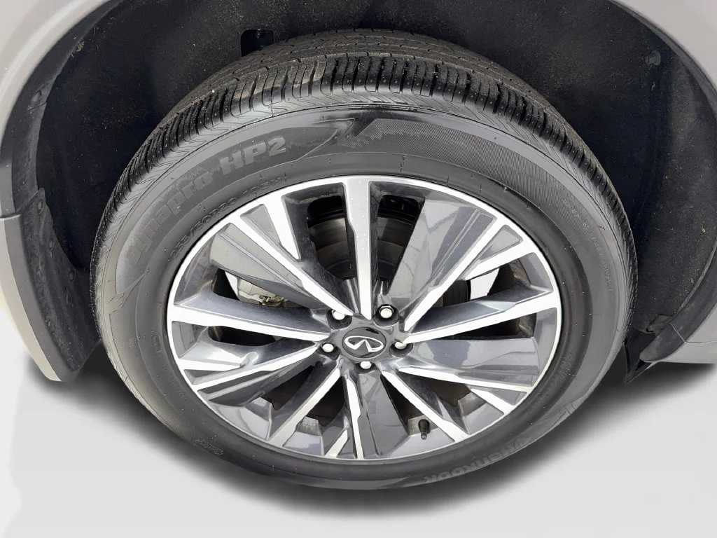 Used 2026 Gray INFINITI LUXE image 85