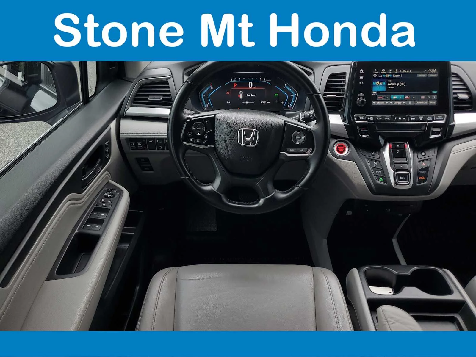 Used 2019 Modern Steel Metallic Honda Touring image 15