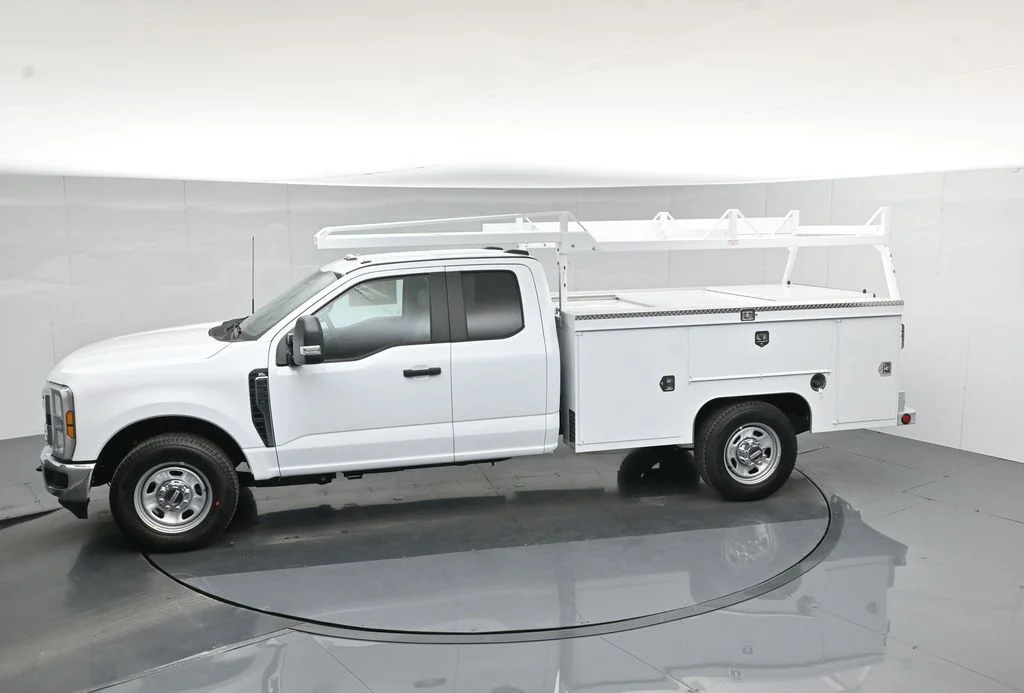 New 2026 White Ford XL image 52