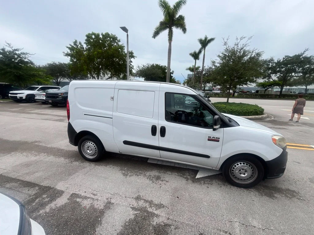 Used 2016 Bright White Ram Tradesman image 36