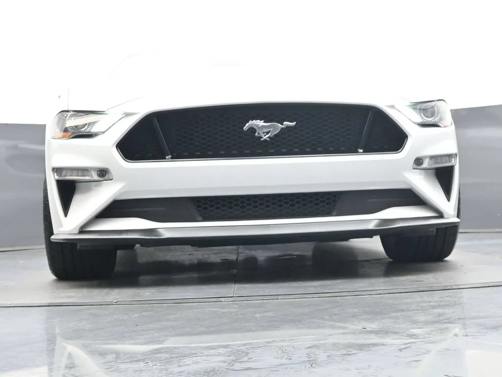 Used 2020 White Ford GT image 40