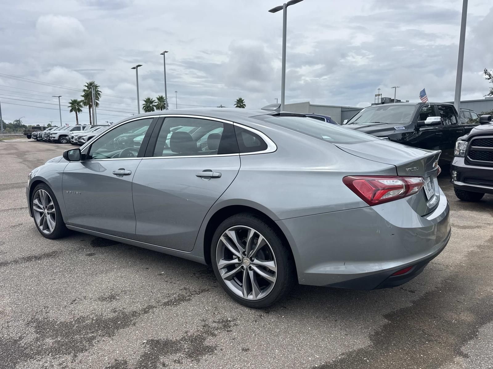 Used 2024 Gray Chevrolet LT image 6