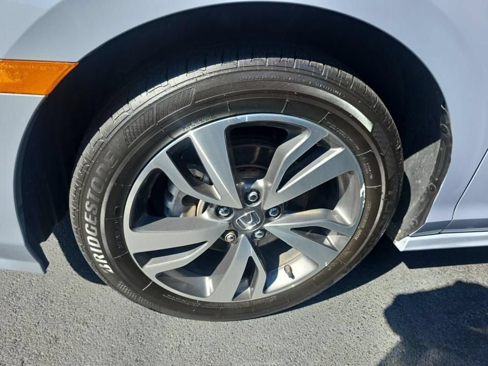 Certified Used 2024 Sonic Gray Pearl Honda Touring image 9