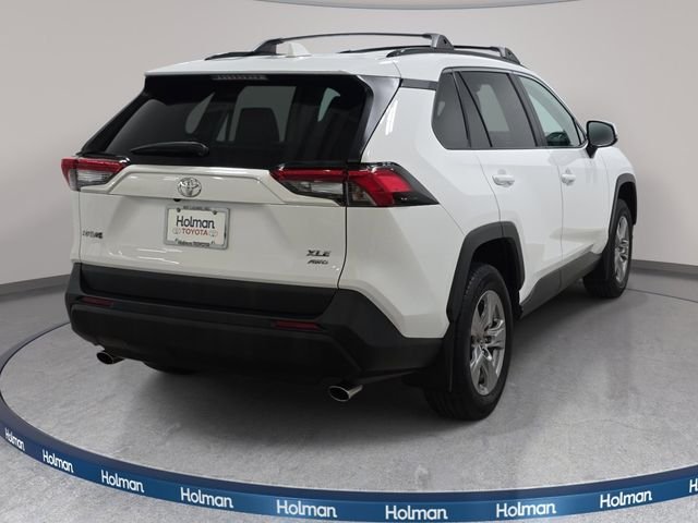 Used 2024 White Toyota XLE image 5