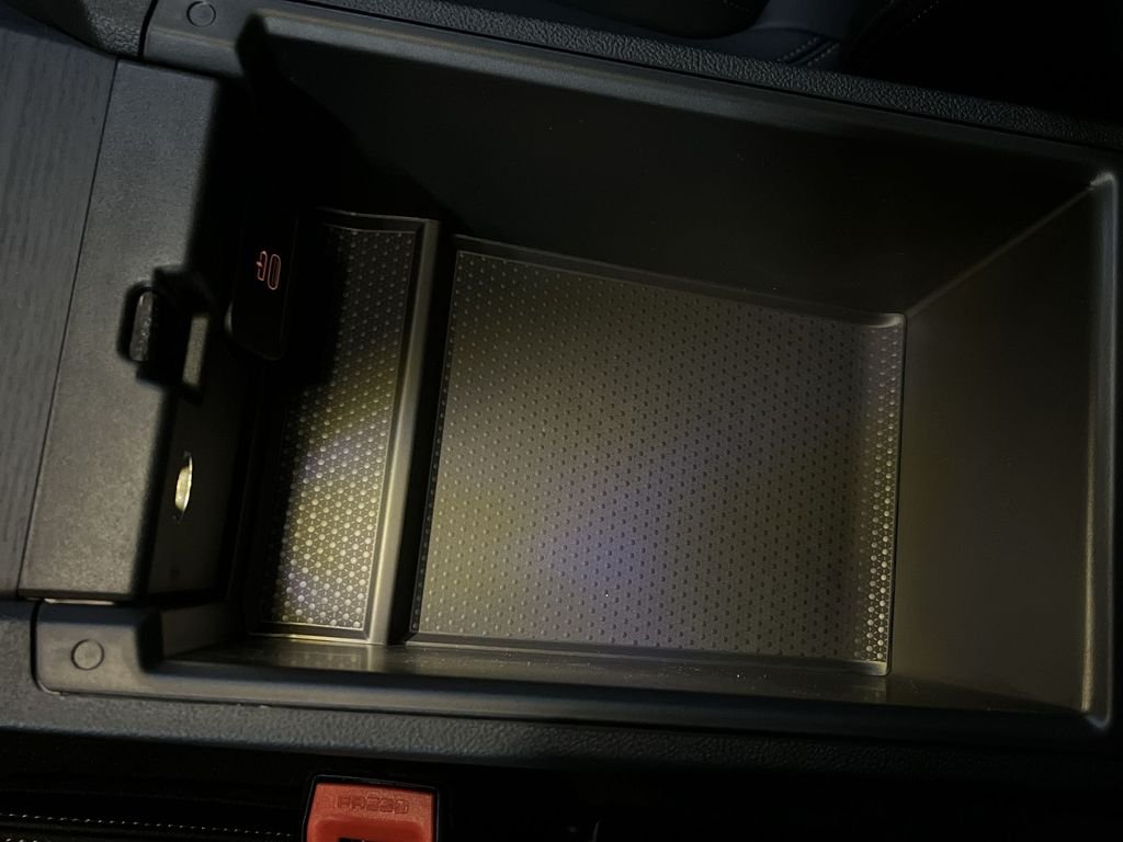 2025 BMW 3 Series 330i - Photo 21