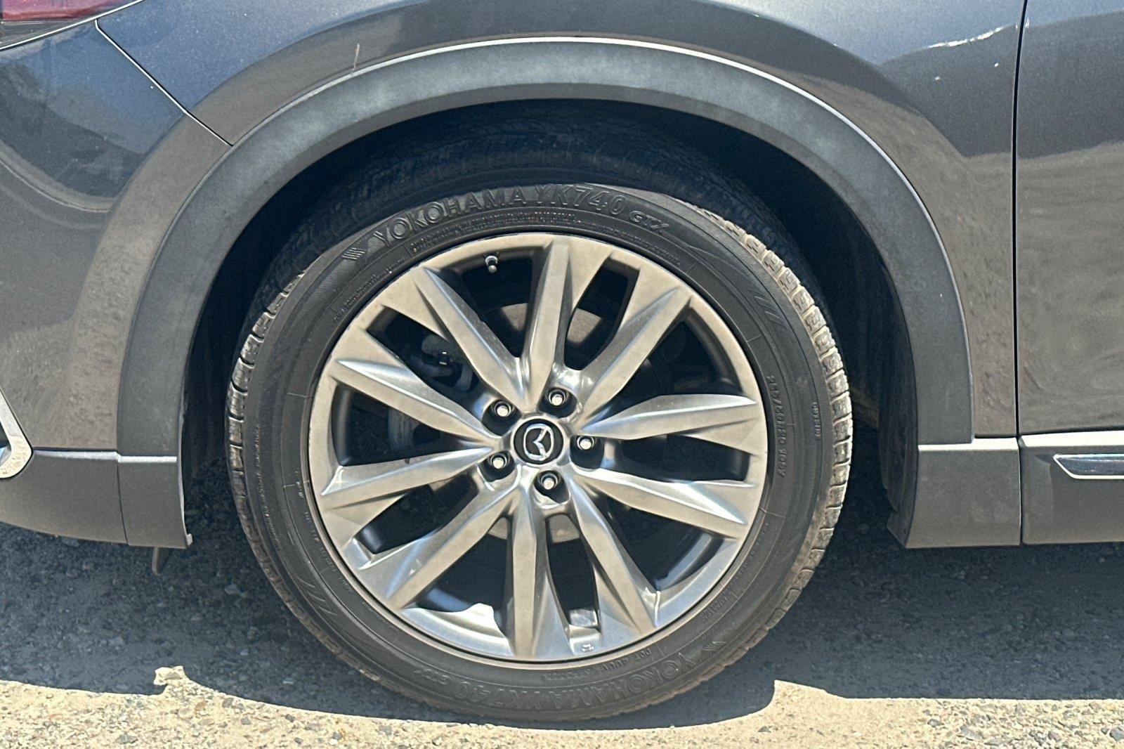 Used 2018 Machine Gray Metallic Mazda Signature image 4