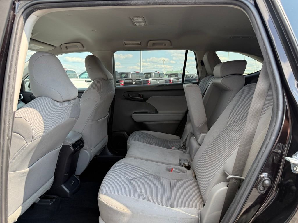Used 2022 Brown Toyota LE image 19
