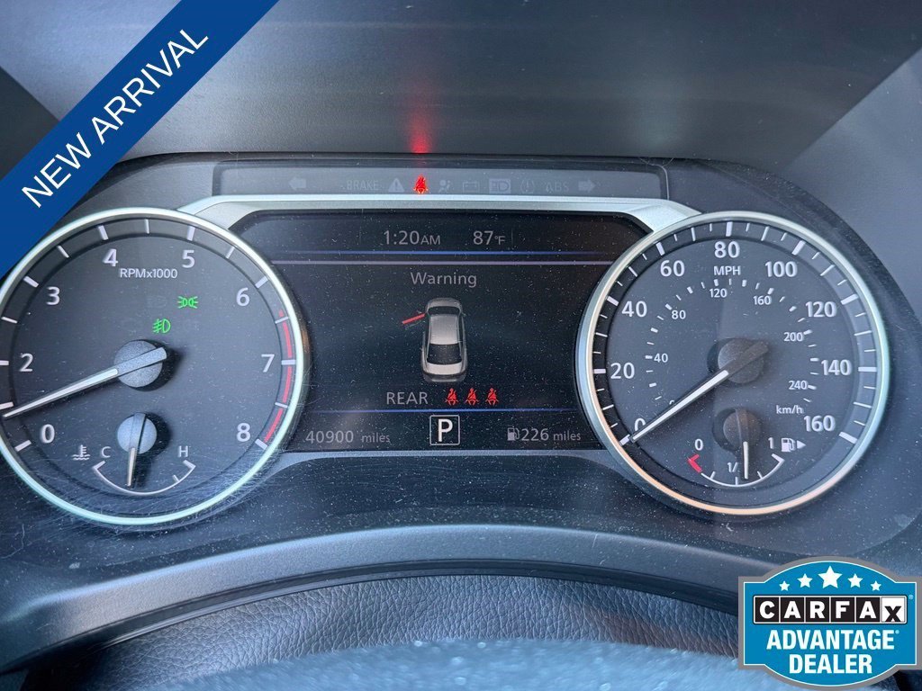 Used 2021 White Nissan SR Xtronic CVT image 7