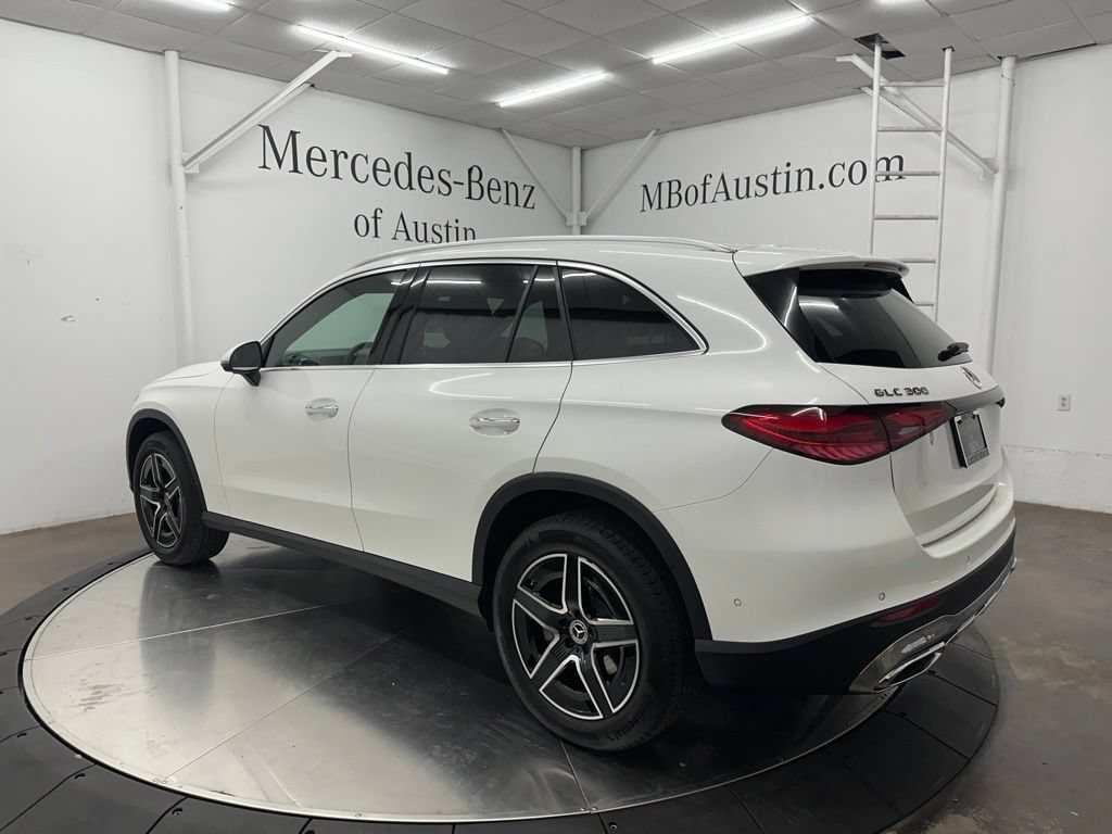 New 2027 Polar White Mercedes-Benz GLC 300 image 35