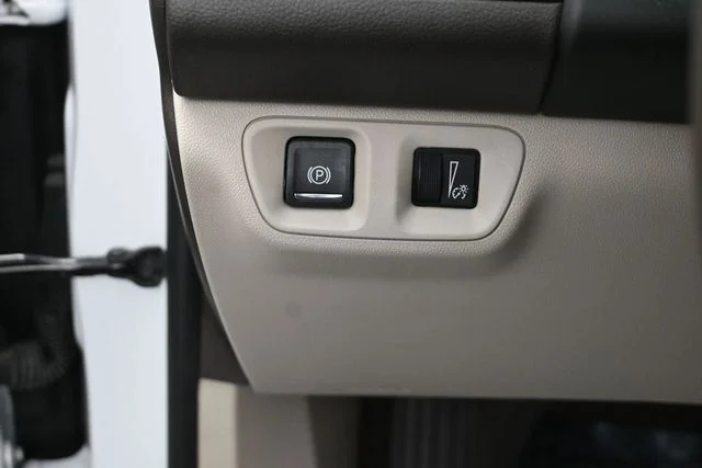 Certified Used 2019 White Frost Tri-Coat GMC Denali image 11