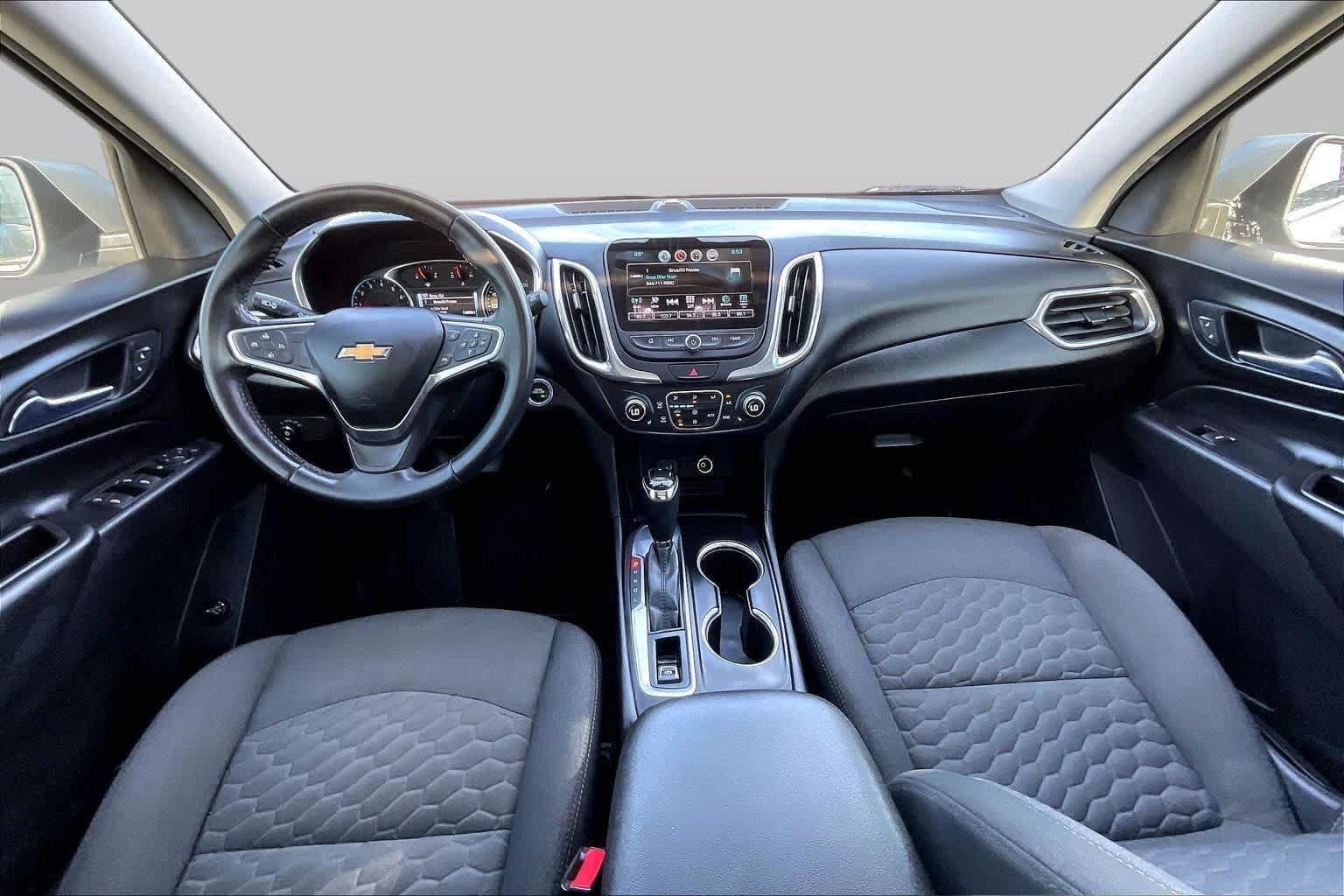 Used 2018 Silver Ice Metallic Chevrolet LT image 14
